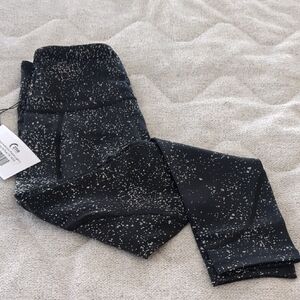 Zyia Light n Tight 7/8 Leggings NWT